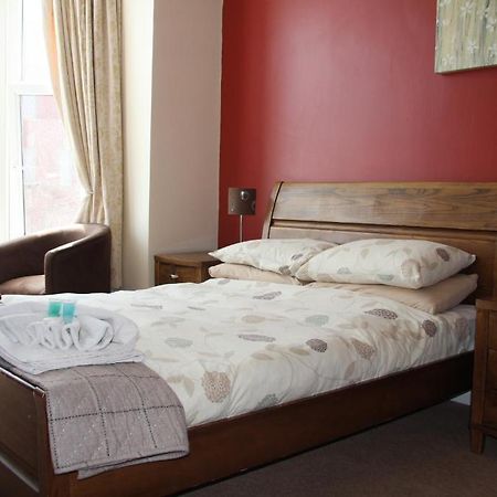 The Strand Lodge Blackpool Camera foto